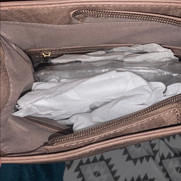 Convertible Backpack - Picture 3 of 5